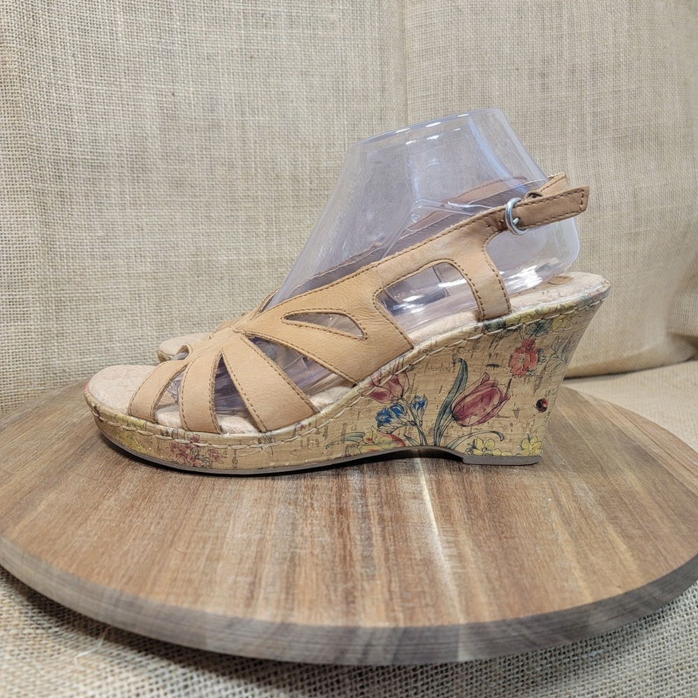BOC Born Sandals Floral Wedge Heels Tan Leather Slingback Women's Size 10 Boho - Picture 4 of 11